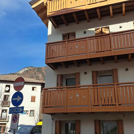 Lucy'S Apartment Calalzo di Cadore Exterior photo